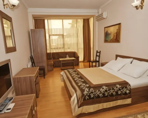 Hotel Leto トゥアプセのホテル