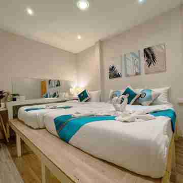 Pure Stay at CNX Rooms