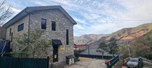 Hadong Monggeul Monggeul Pension