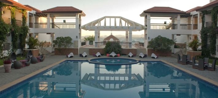 Plaza Del Norte Hotel and Convention Center โรงแรมในเลาอัก