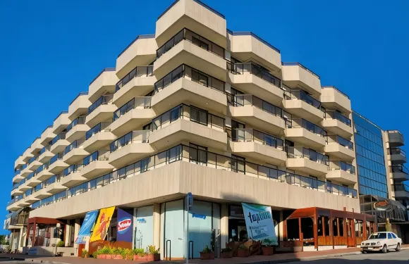 黃金海灘水療度假村