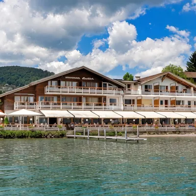 Strandhotel Seeblick Hotels near Spiez Castle