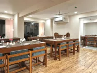 The Habitat Suites - breakfast