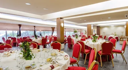 Hotel Eurosol Seia Camelo Отели в г. Варзеа-де-Меруже