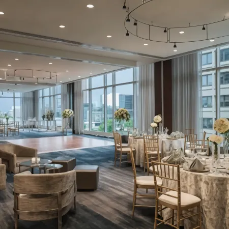 Renaissance Baltimore Harborplace Hotel Отели рядом с достопримечательностью «Библиотека Джордж Пибоди»