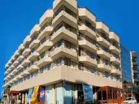 Golden Beach Resort & Spa Hotels near Punta del Este Lighthouse