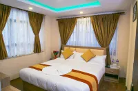 Sakura Boutique Hotel - Bed and Breakfasts