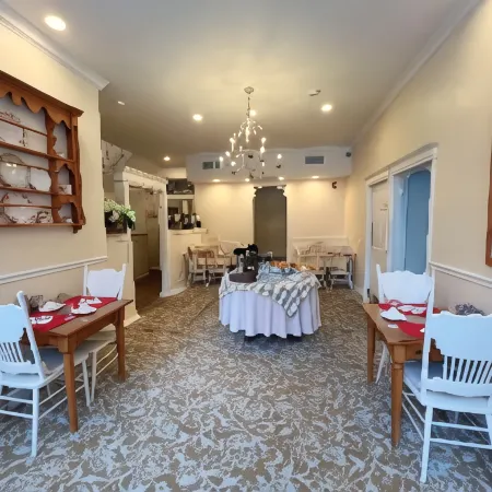 Best Western Grandmas Feather Bed