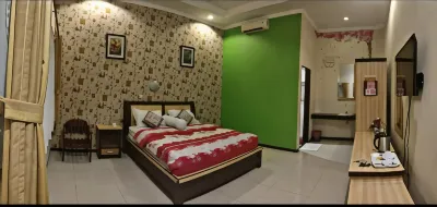 Hotel Kencana Pemalang Hotel dekat ANEKA CELL