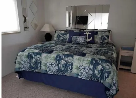 Manasota Key Beach Front Condo Отели в г. Манасота-Ки