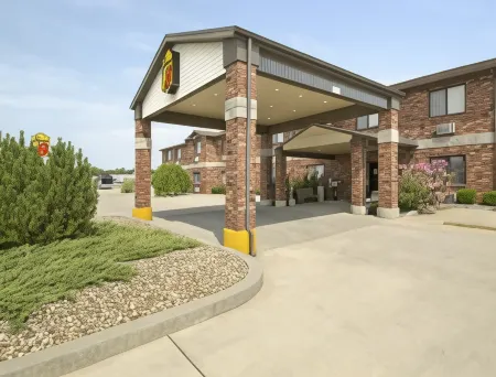 Super 8 by Wyndham Independence KS