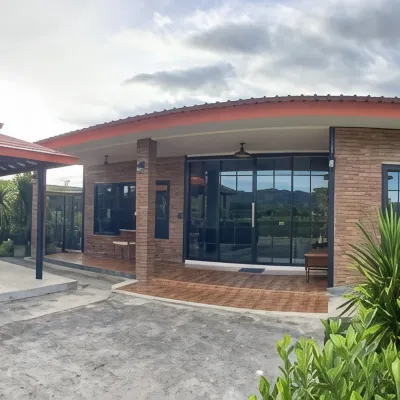 Yaowarate Sport Club and Resort Rai Yaowarate Hotels near Sri Lanna National Park