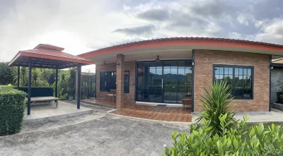 Yaowarate Sport Club and Resort Hotel in zona Wat Ban Den