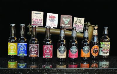 バー ホリデイ・イン ケアンズ ハーバーサイドの写真