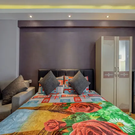 Cinere Resort by Gold Room