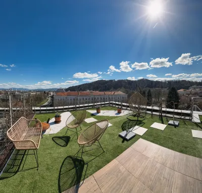 Garden Residence - Premium Alpine View Apartment Hotels near Saint Nicholas' Cathedral