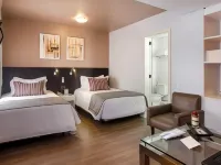 Radisson Hotel Porto Alegre Hotels near Palacio Piratini