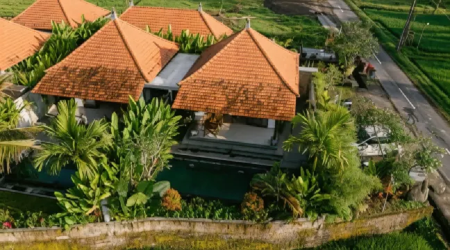 Kaki Uma Villa