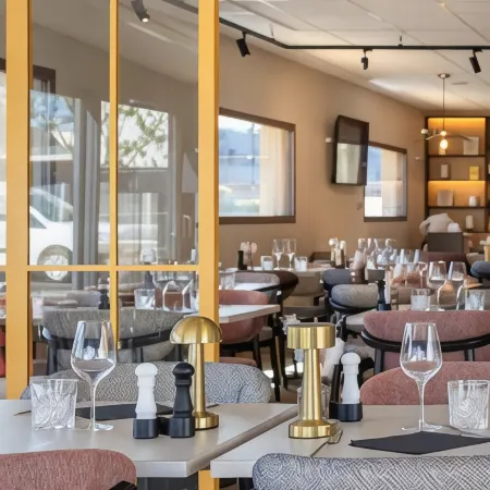 Brit Hotel Avignon Sud le Calendal