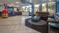 Motel 6 Anaheim, CA - Maingate