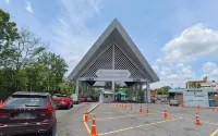 The Ring Border - parking
