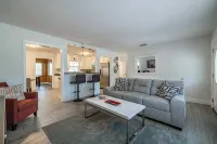 Spacious Family Home Near Hospitals, USF, & Parks