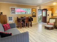 The Groves at Redway Beach - Studio - Apartments