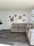 Cozy 3-Bedroom Ranch style house with Huge Backyard & Fire pit