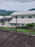A personalized & Spacious Hilltop Orchard Villa- 5 min to the city. Hotel a 