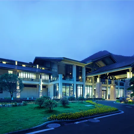 Tongjing River Hotel