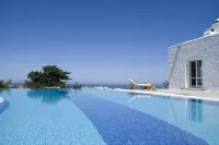 Aloni Hotel & Suites