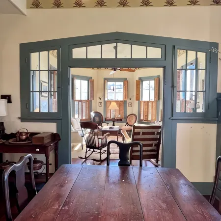 Historical Krezdorn House in the heart of Seguin!