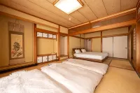 The Capital of Sakuratarō & Momijirō