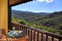 Parador de Sos Del Rey Catolico - Mountain view