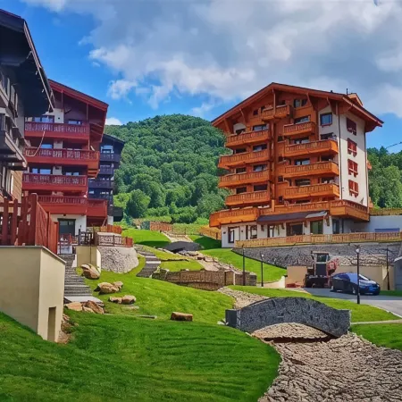 Haituo Valley Guzhurenjia Light Luxury Homestay Hotel