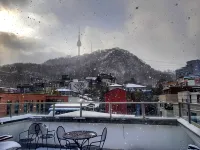 Namsan Guesthouse - vue sur la montagne
