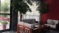Tuanfeng Bolanda Hotel (Human Resources and Social Security Bureau)