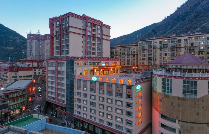Vienna hote Ganzi 318 National Road Yajiang Bianch
