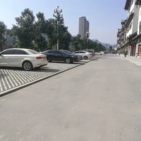 Jishou Penglai Inn
