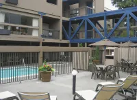 Best Western Plus Inn at the Vines