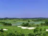 Zipeng Mountain Guangyuan International Conference Center Hotels in Feixi