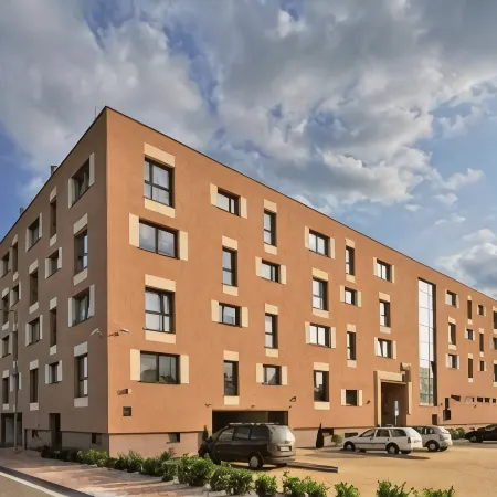 Melrose Apartments