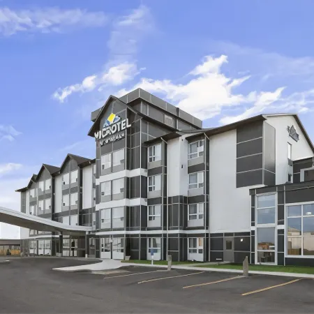 Microtel Inn & Suites by Wyndham Whitecourt