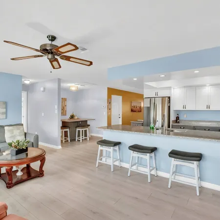 Newly remodeled house, 5 minutes from Indian River and 20 minutes from the ocean