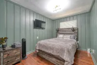 Atlanta's East Point charm, just a 13-min drive away from Mercedes-Benz Stadium - 3-نجوم
