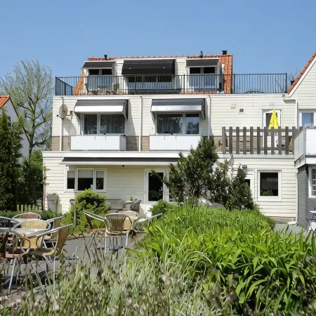 De Vier Seizoenen Hotels in Renesse