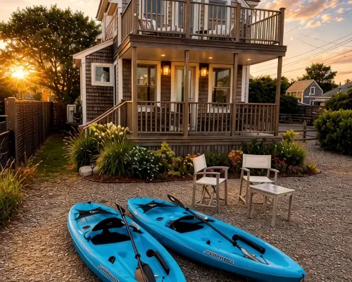 WATERFRONT Downtown Cottage w/ Beach Hotels in Tisbury