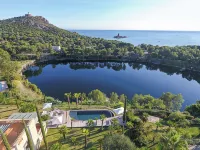 VILLA ALFONSA - APARTMENT "L'ATELIER" sea view, Garden level South-East - 4 ดาว