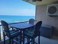 Wow! Gorgeous Direct Oceanfront Kona Reef Condo A25 Dual A/C 3rd Floor Remodeled