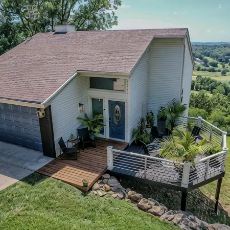 Views of Osage Golf Course & Osage River, 3 Balconies, Game Room, Sleeps 9